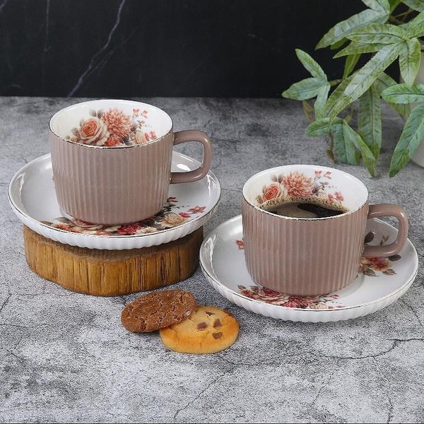 Coffee and tea sets